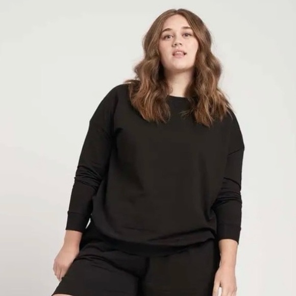 Universal Standard Tops - NEW Universal Standard Black Lauren Ultra Soft French Terry Sweatshirt Sz 20